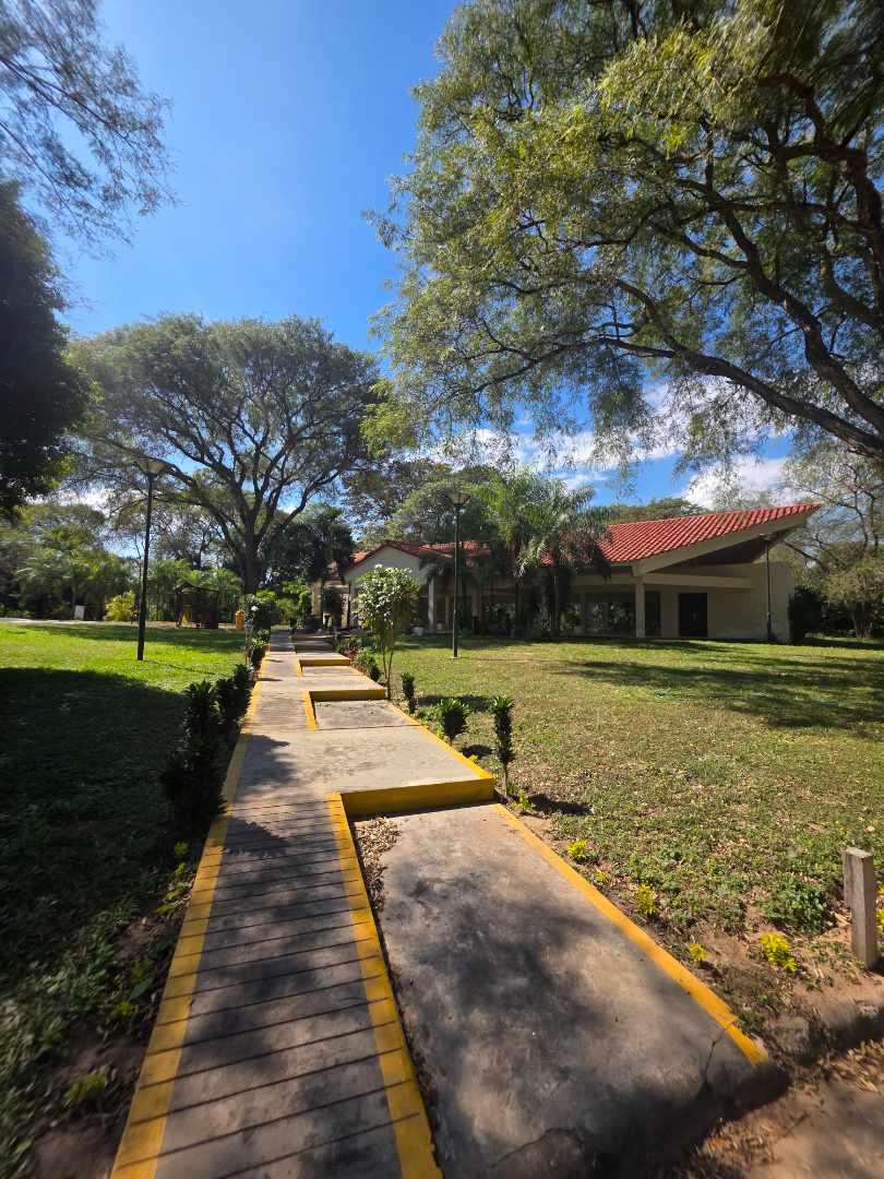 Terreno en Urubó en Santa Cruz de la Sierra    Foto 4