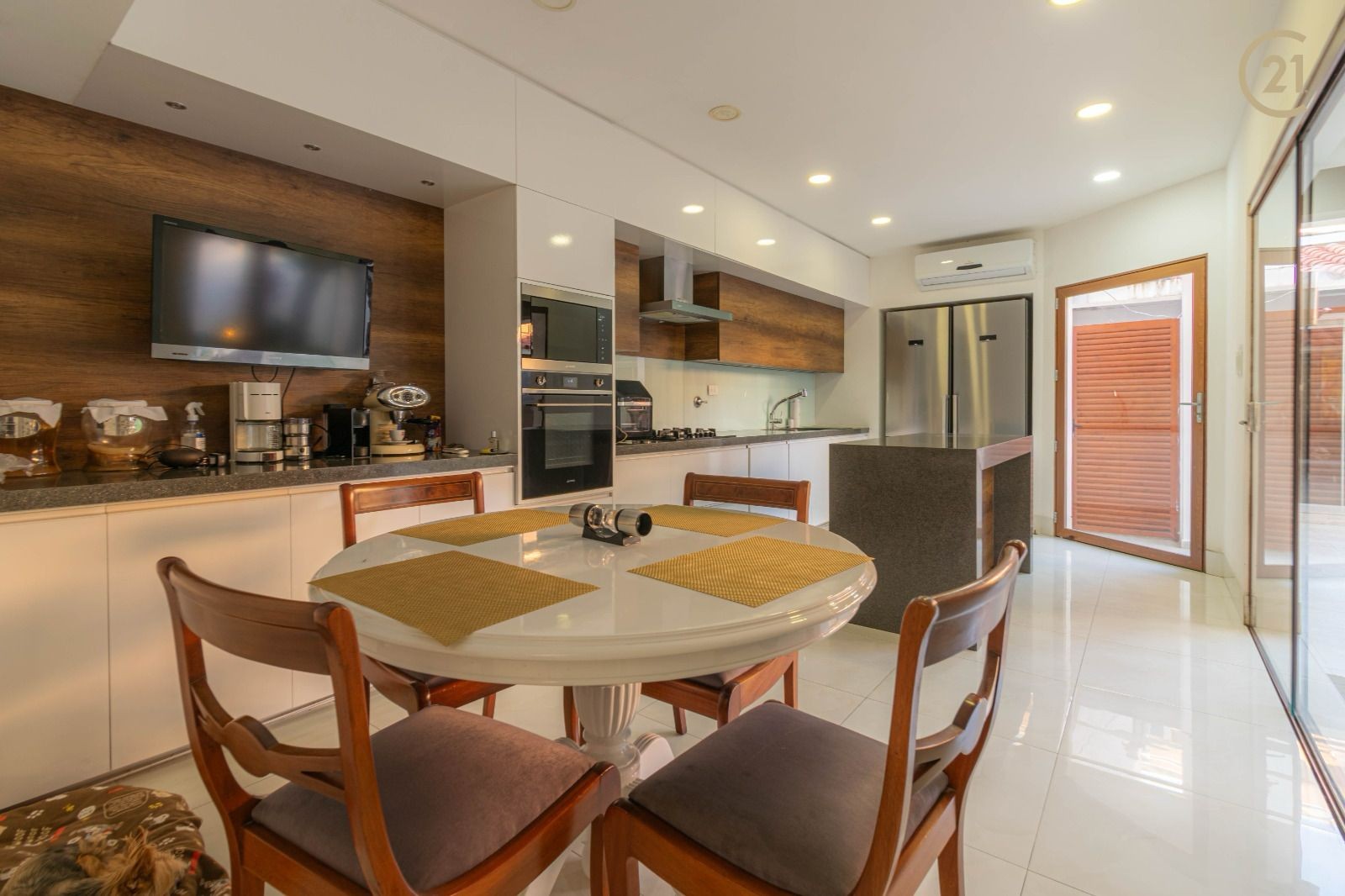 Casa en VentaCASA EN VENTA AV. LA BARRANCA 2do Y 3er ANILLO   Foto 16