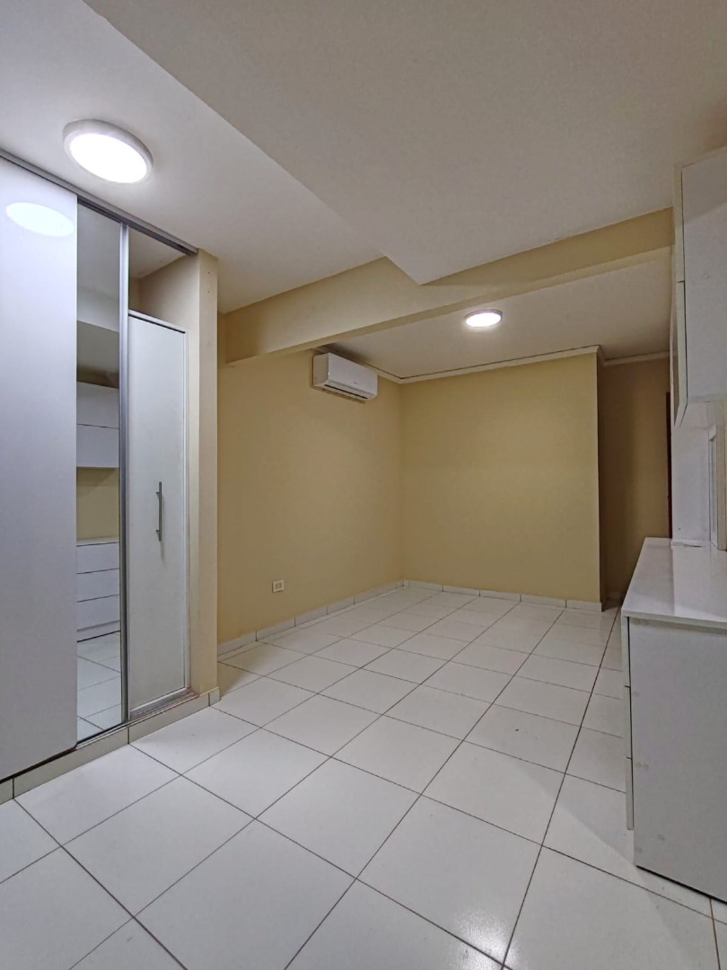 Casa en AlquilerZona Norte
Condominio La Fontana de la Riviera  3 dormitorios 2 baños 2 parqueos Foto 12