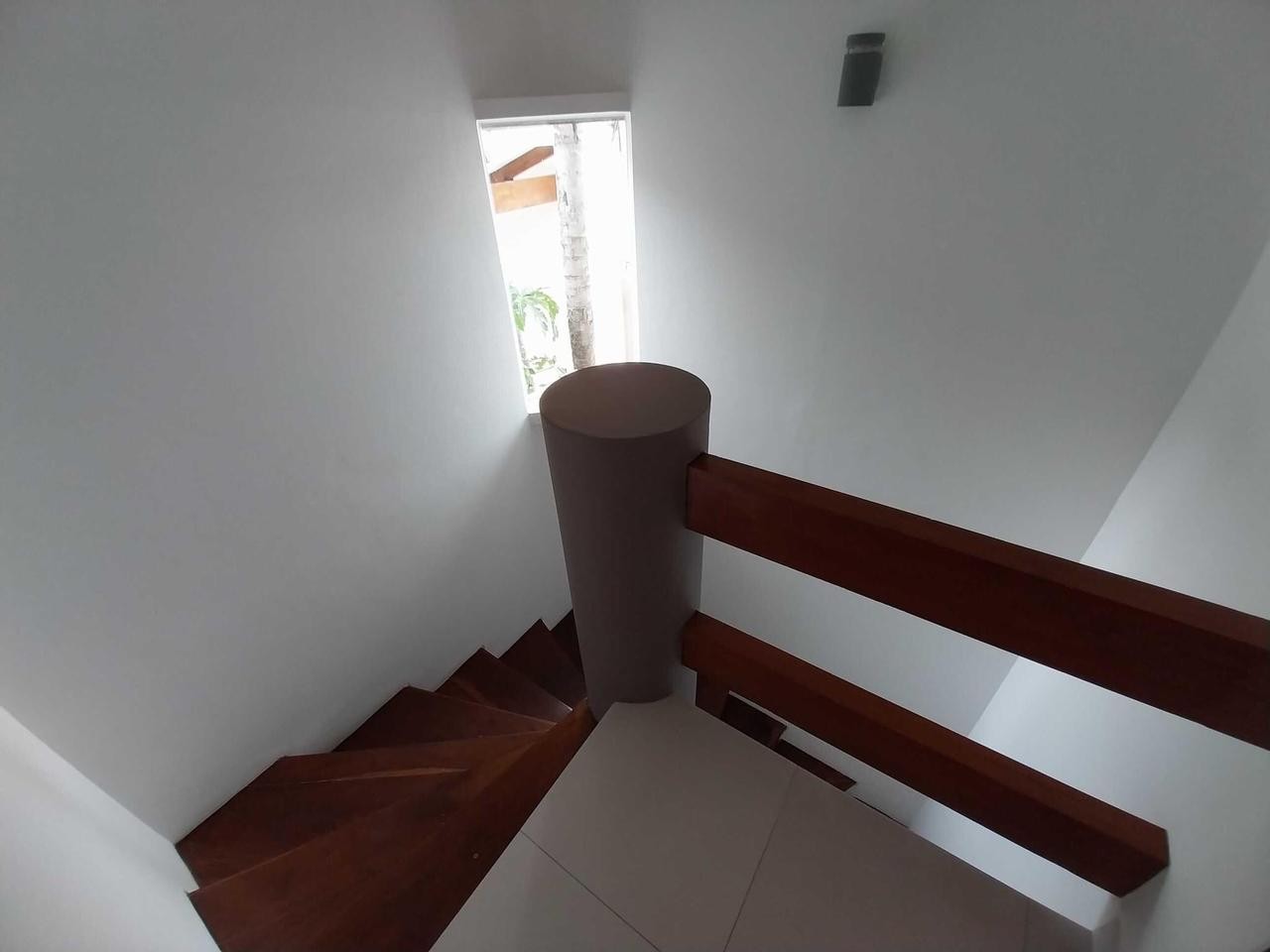 Casa en AlquilerCASA EN ALQUILER - ZONA OESTE - AV. ROCA Y CORONADO  Foto 6