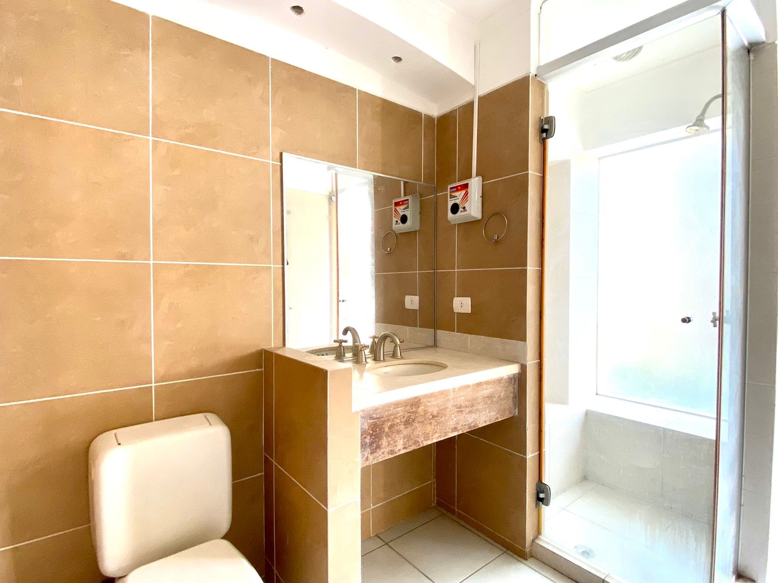 Casa en VentaBarrio Urbarí, Av. Piraí calle Baracea Foto 26