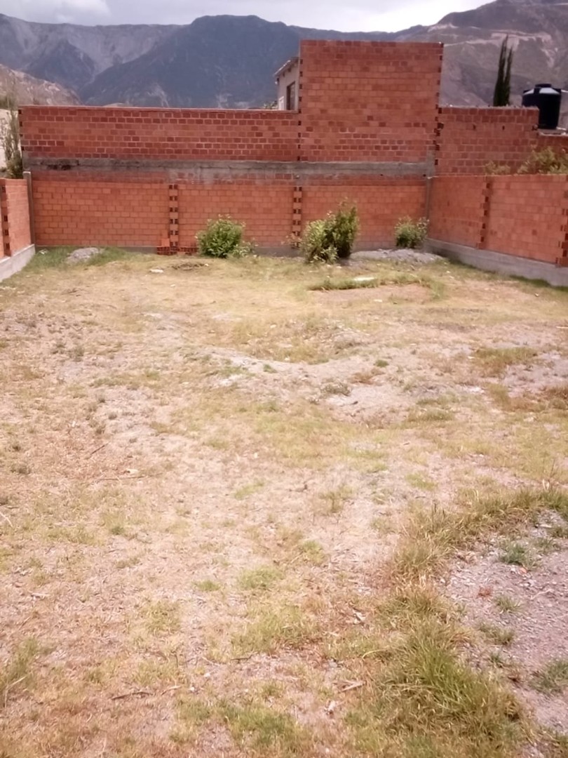 Terreno en VentaEx Fundo Avircato , Cantón Mecapaca, Urbanización “Villa Linda” Foto 1
