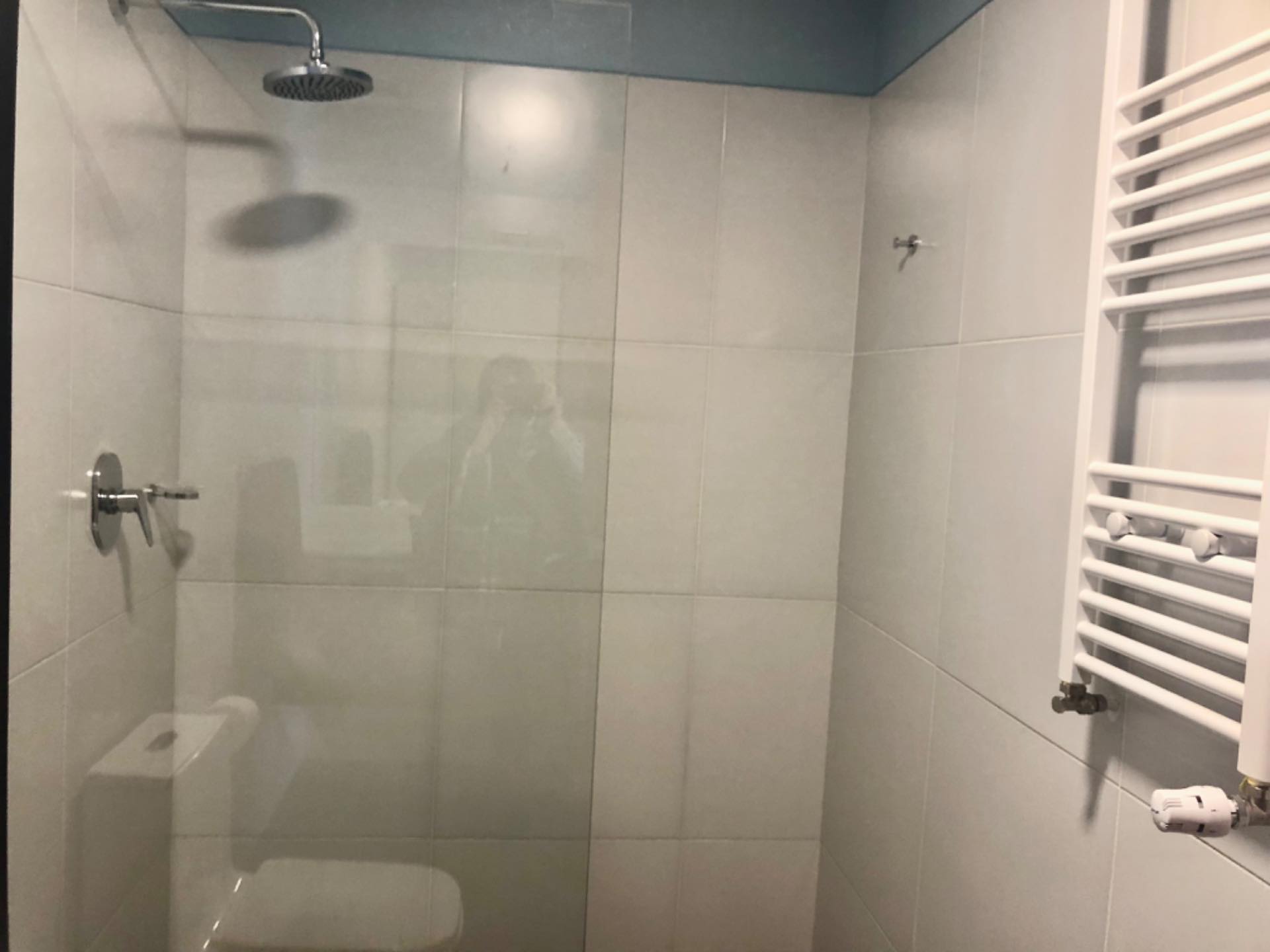 Departamento en Alquiler
CALACOTO AMOBLADO Y EQUIPADO 2 dormitorios 2 baños 1 parqueos Foto 4