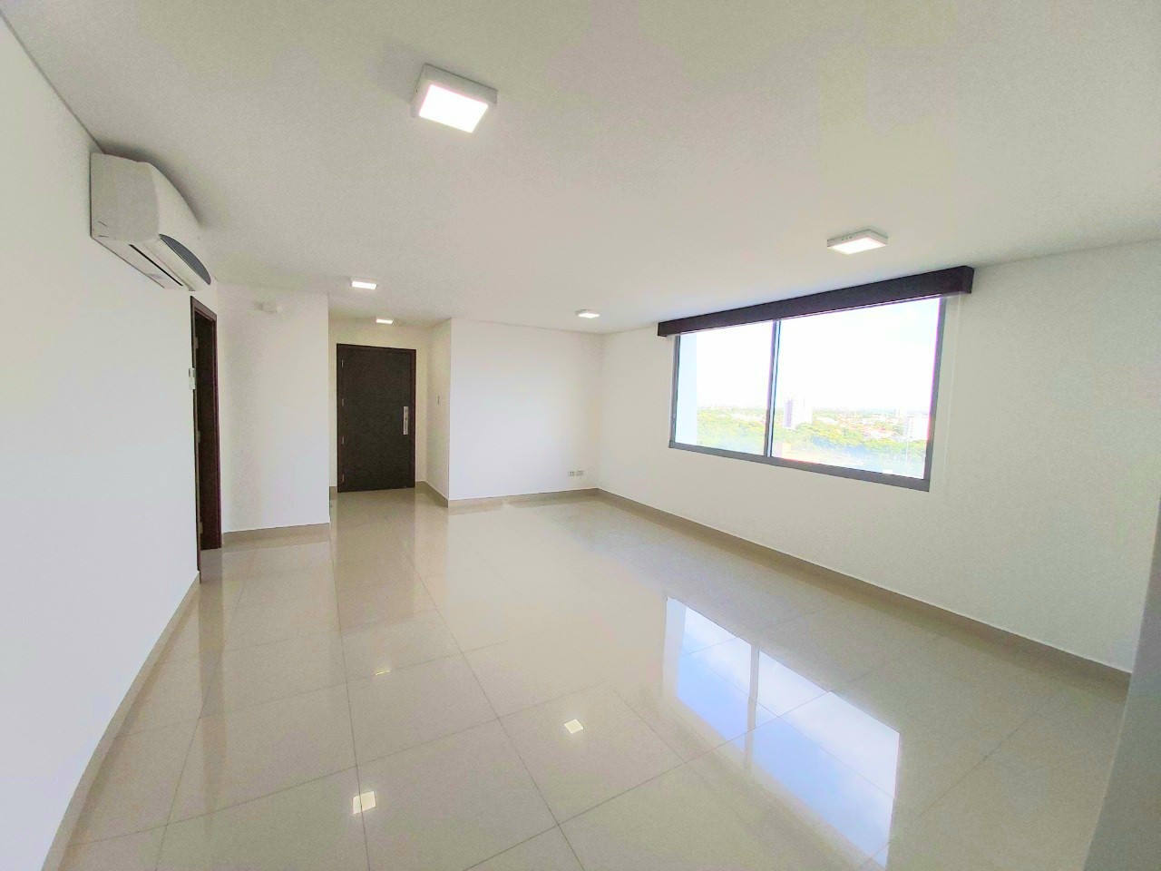 Departamento en VentaAlameda Potosí casi esquina Irala Edificio Torre Vanguardia  Foto 1