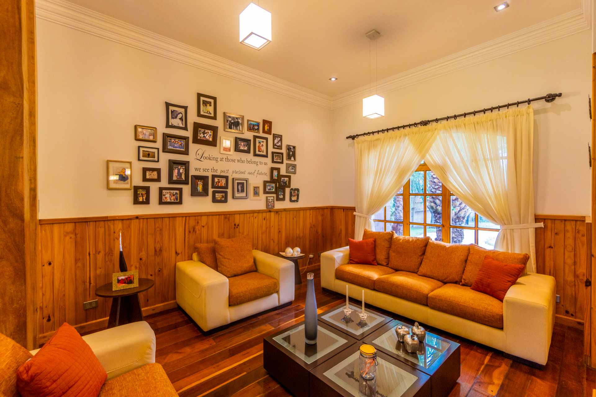 Casa en VentaFABULOSA PROPIEDAD E VENTA ZOBRE CALLE CARACOL ZONA TROJES Foto 28