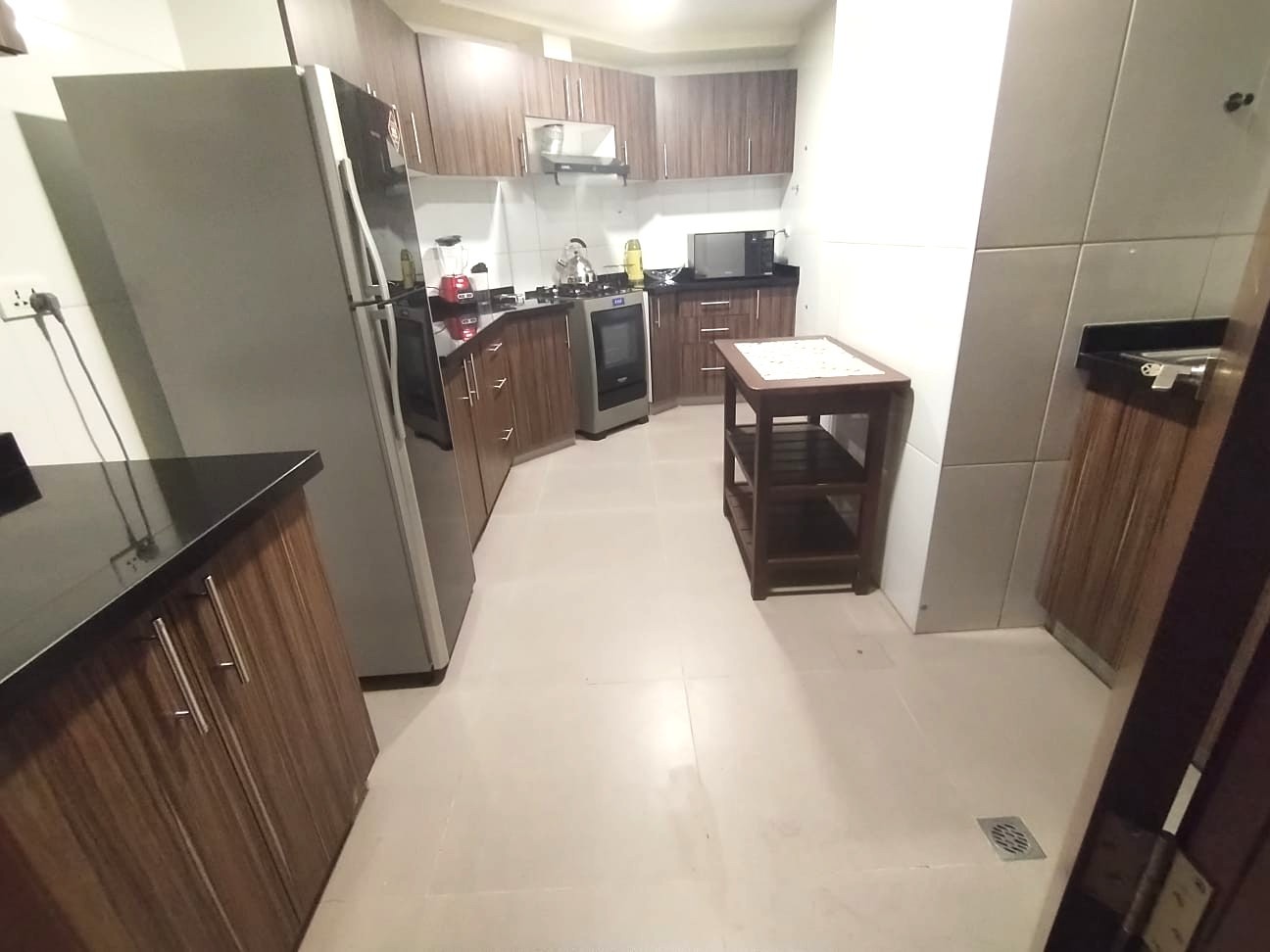 Departamento en AlquilerAVENIDA ARCE   -    LA PAZ  3 dormitorios 4 baños 1 parqueos Foto 19