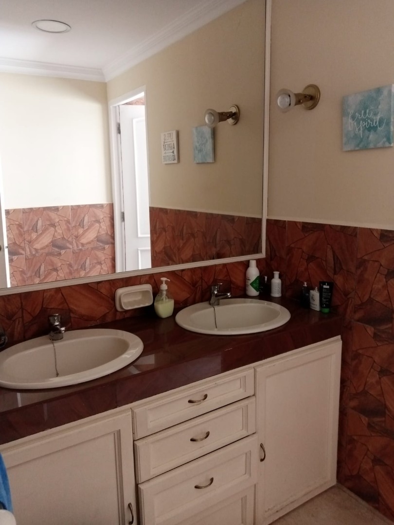 Casa en Irpavi en La Paz 3 dormitorios 3 baños 3 parqueos Foto 15