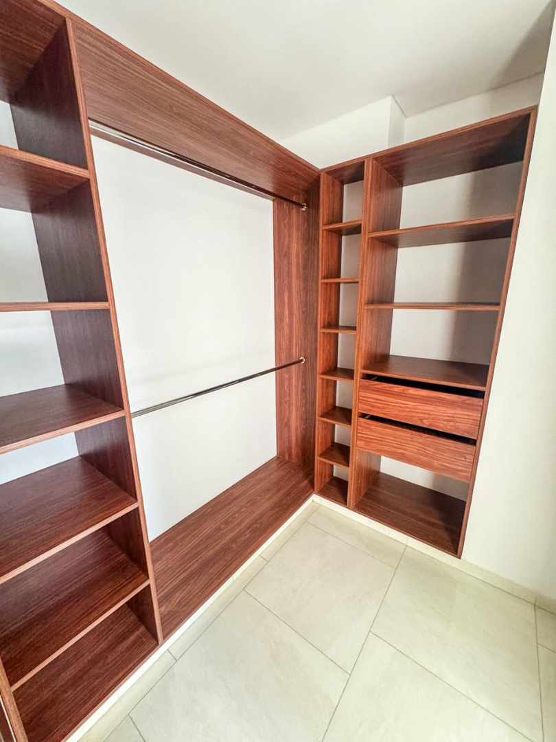 Departamento en Venta5to y 6to Anillo entre Banzer y Beni 2 dormitorios 2 baños  Foto 5