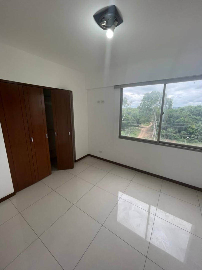 Departamento en Sirari en Santa Cruz de la Sierra 3 dormitorios 2 baños 1 parqueos Foto 10