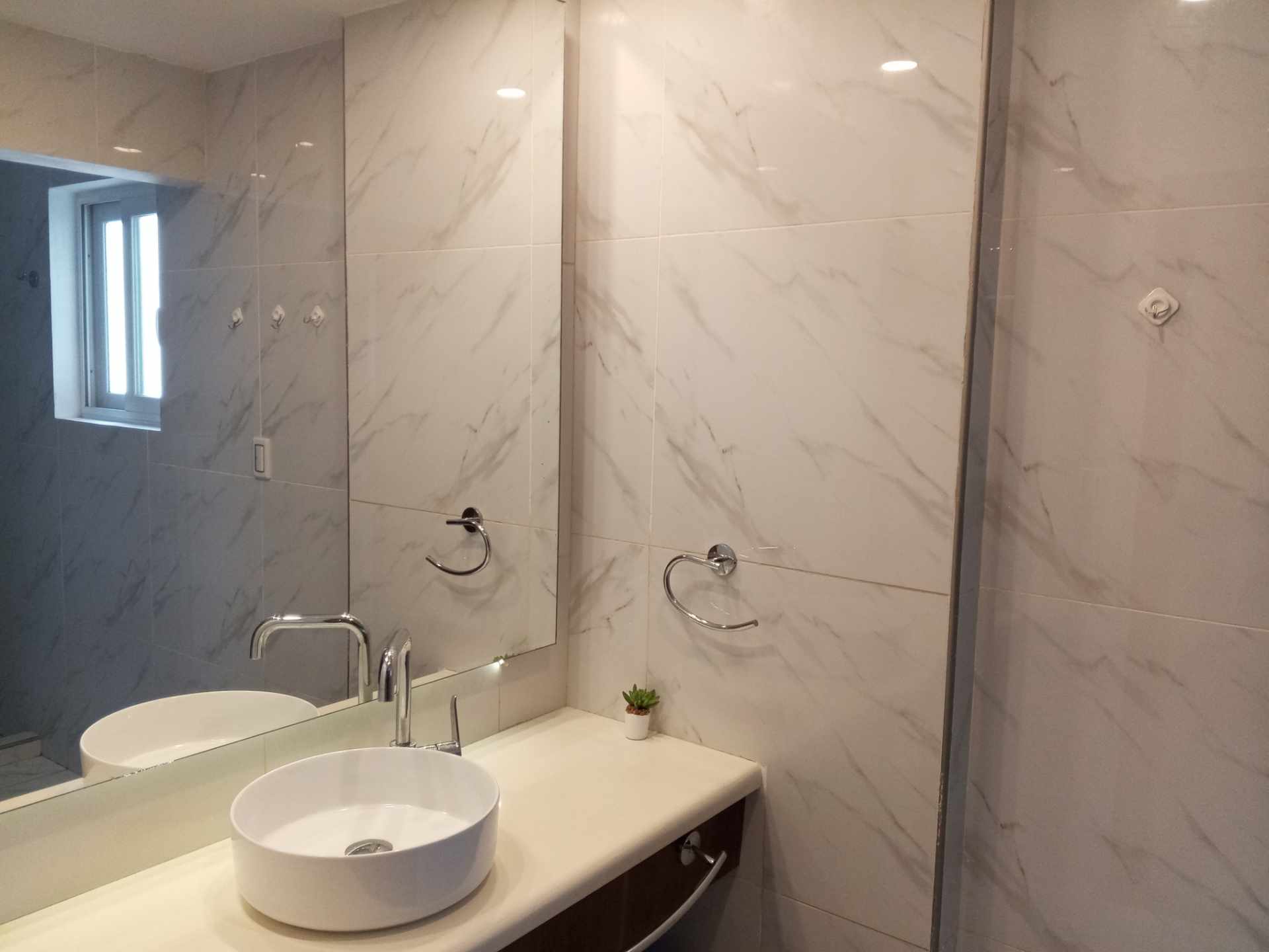 Departamento en Alquiler[CONDOMINIO AGUSTINA| EQUIPETROL NORTE] ALQUILER DEPARTAMENTO AMOBLADO DE 2 DORMITORIOS CON PARQUEO TECHADO. Foto 15