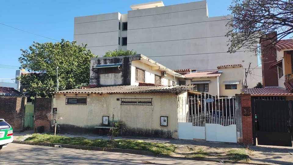 Casa en VentaCasa en venta zona Bimodal cerca al 2do anillo y 3 pasos al frente. Con 6 dptos Foto 5