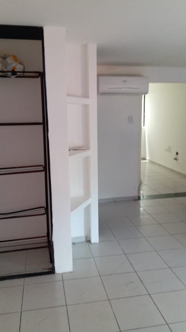 Departamento en Entre 1er y 2do anillo Oeste en Santa Cruz de la Sierra 1 dormitorios 1 baños  Foto 3