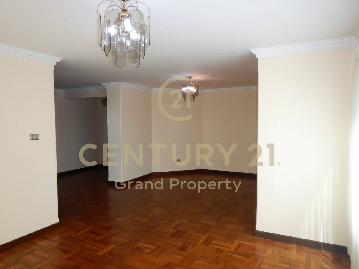 Departamento Av. Sanchez Lima Nº 2326, Edif. Valentina Piso 13 Depto 13A Foto 5