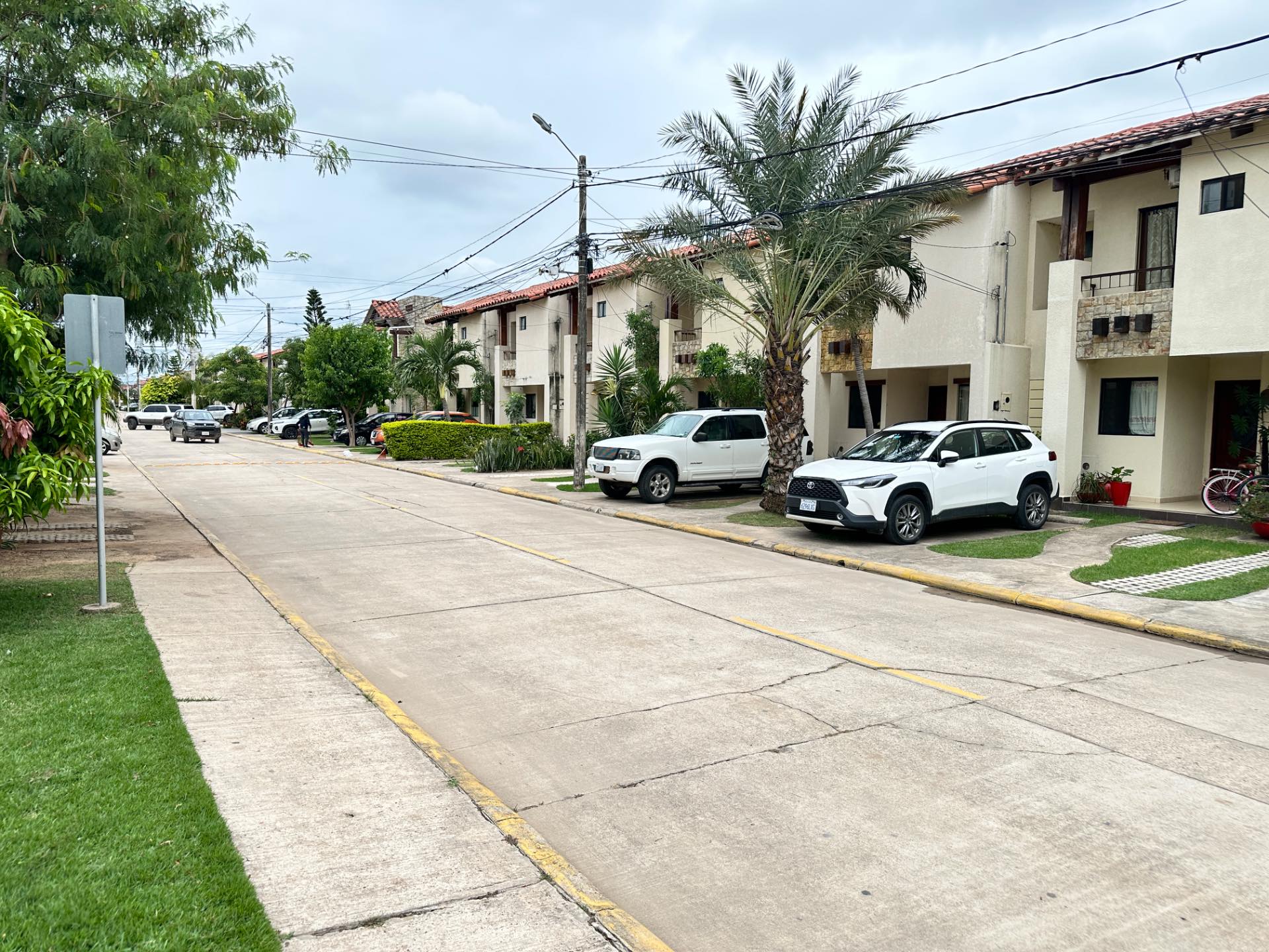 Terreno Condominio Versalles, zona norte km 8 entrando por Mainter.  Foto 15