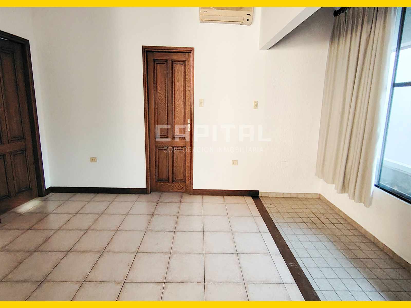 Casa en Entre 4to y 5to anillo Norte en Santa Cruz de la Sierra 2 dormitorios 5 baños 3 parqueos Foto 11
