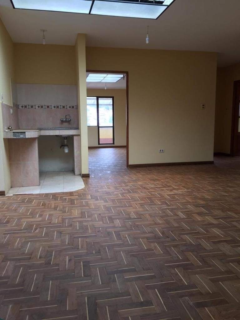 Galpón en VentaDEPOSITOS, GALPON Y SALON DE FIESTAS    Foto 9