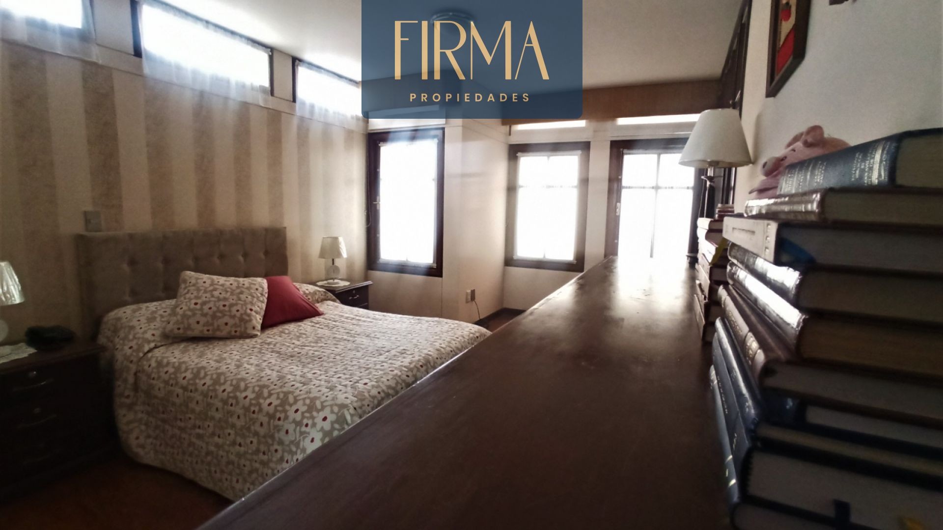 Casa en Calacoto en La Paz 4 dormitorios 5 baños 3 parqueos Foto 23