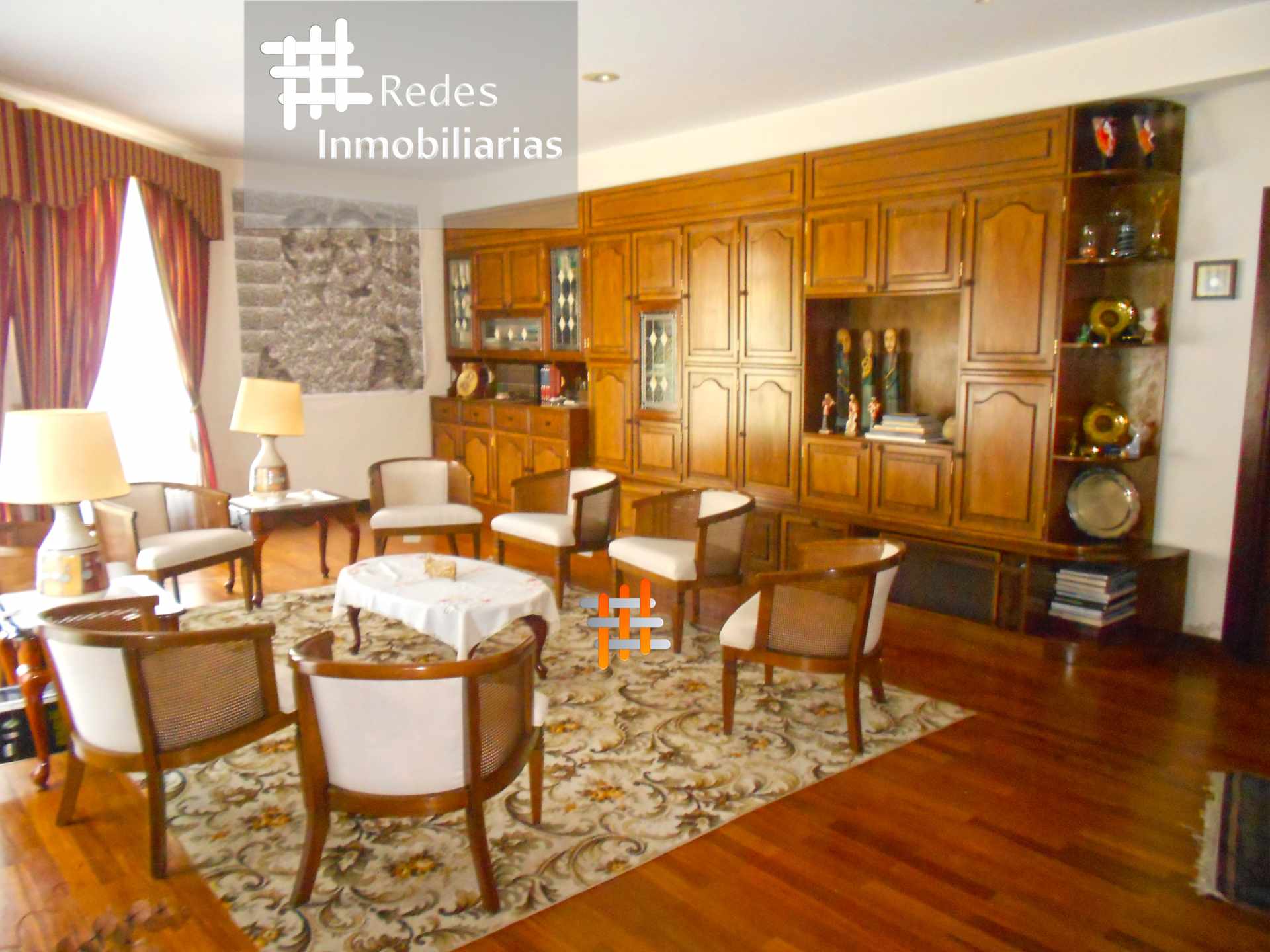 Casa en Achumani en La Paz 3 dormitorios 5 baños 3 parqueos Foto 8