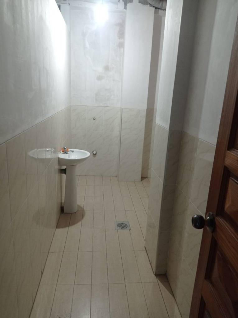 Local comercial PURA PURA, URB. CECOLAP SAID CALLE 5 Foto 5