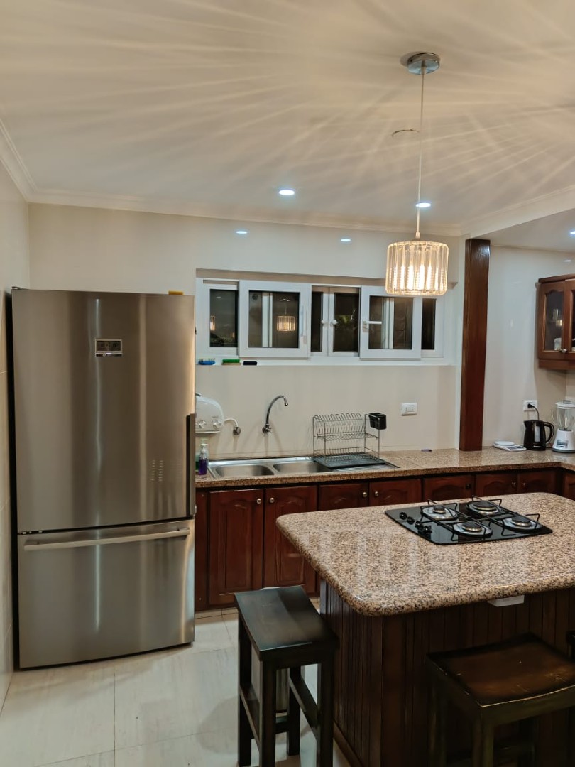 En Alquiler a $us 1,100 Foto 8