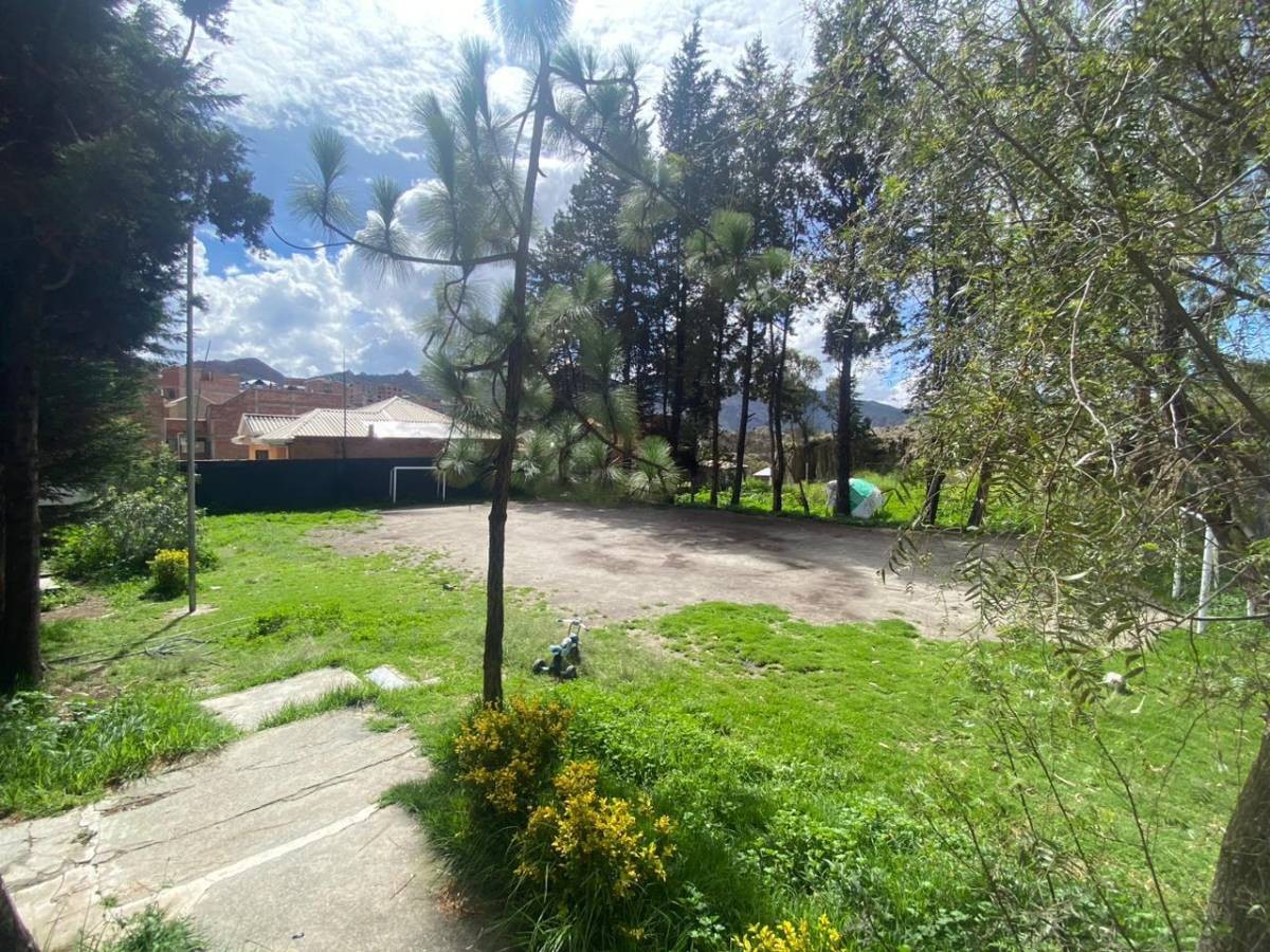 Terreno en Mallasilla en La Paz    Foto 10
