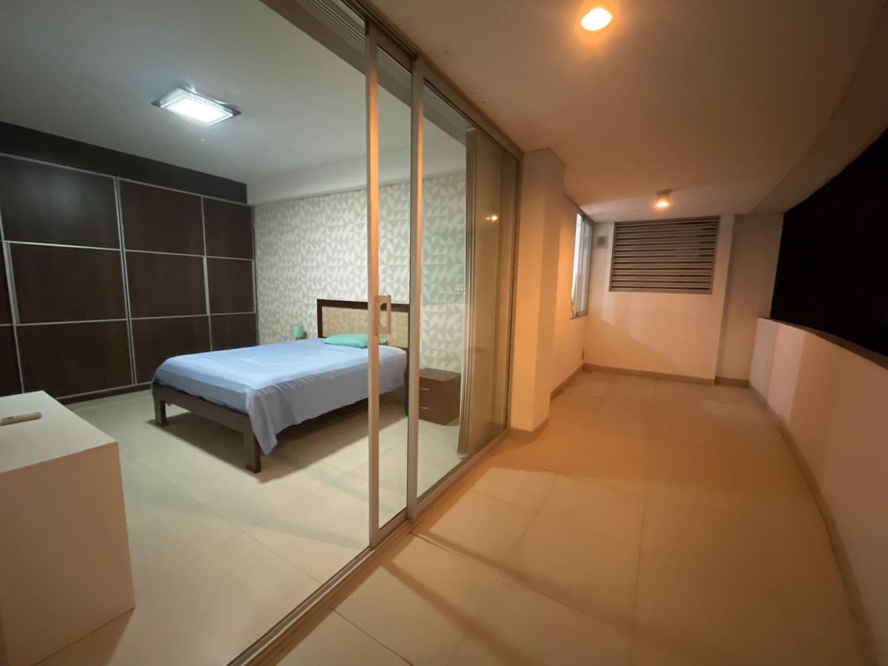 Departamento en AlquilerCalle Cochabamba, casi esquina Irala 2 dormitorios 3 baños 1 parqueos Foto 25