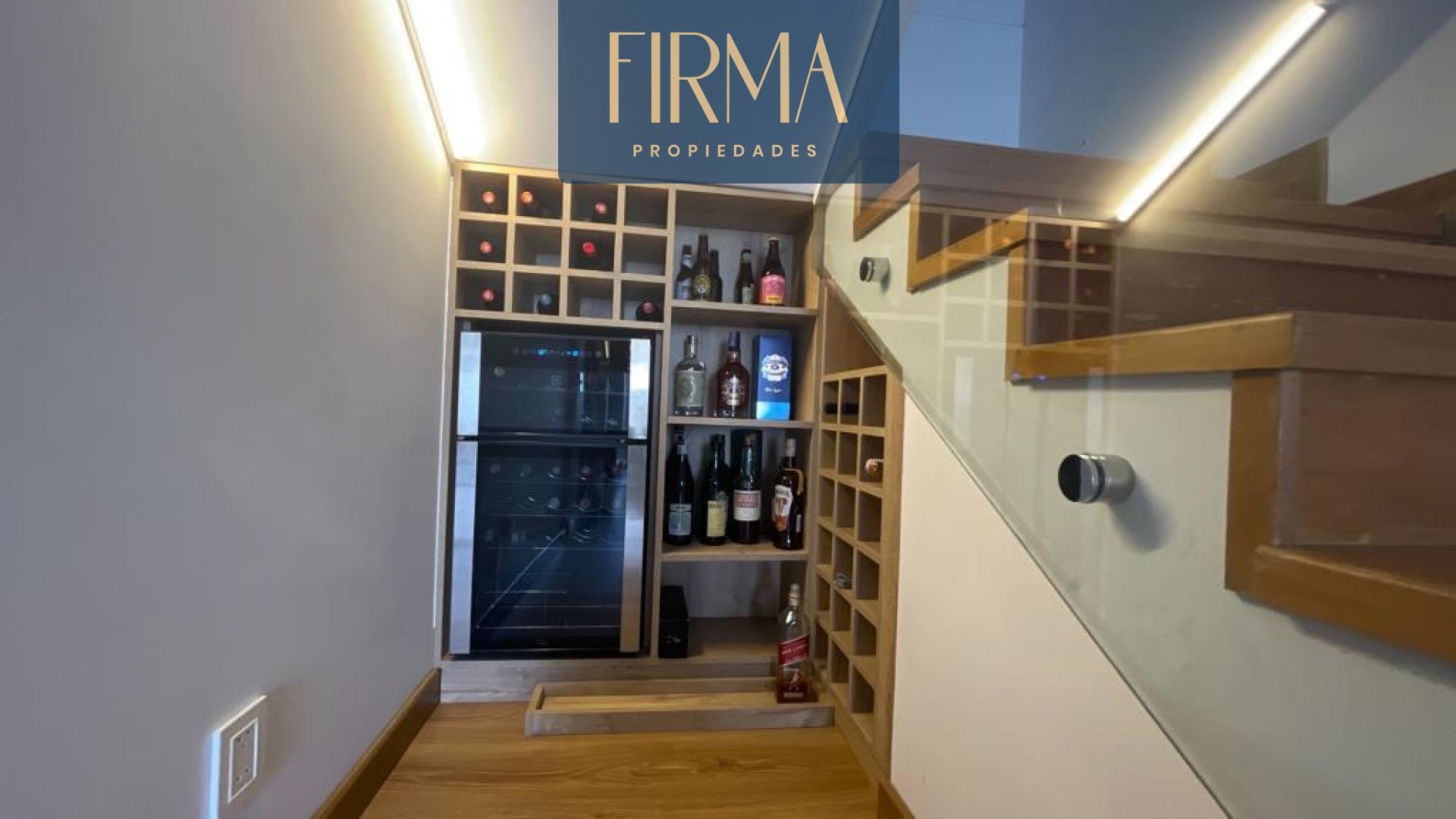 Casa en Achumani en La Paz 4 dormitorios 7 baños 3 parqueos Foto 7