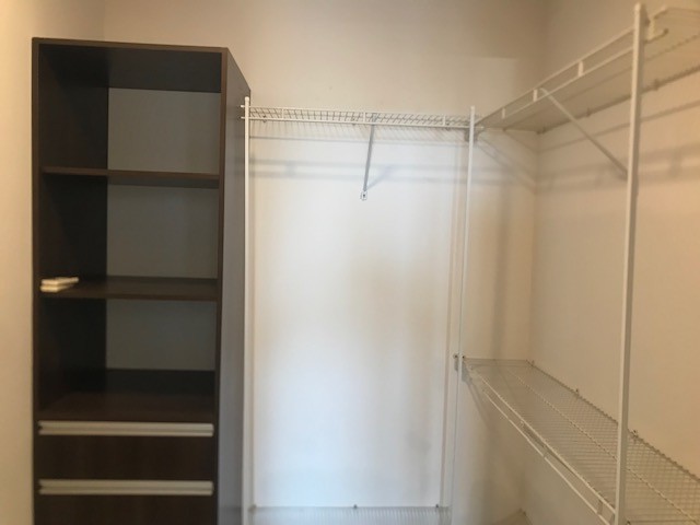 Departamento en AlquilerTorres Solaris, entre Avenidas Piraí & Roca y Coronado, próximo al 4to. Anillo.  2 dormitorios 2 baños 1 parqueos Foto 10