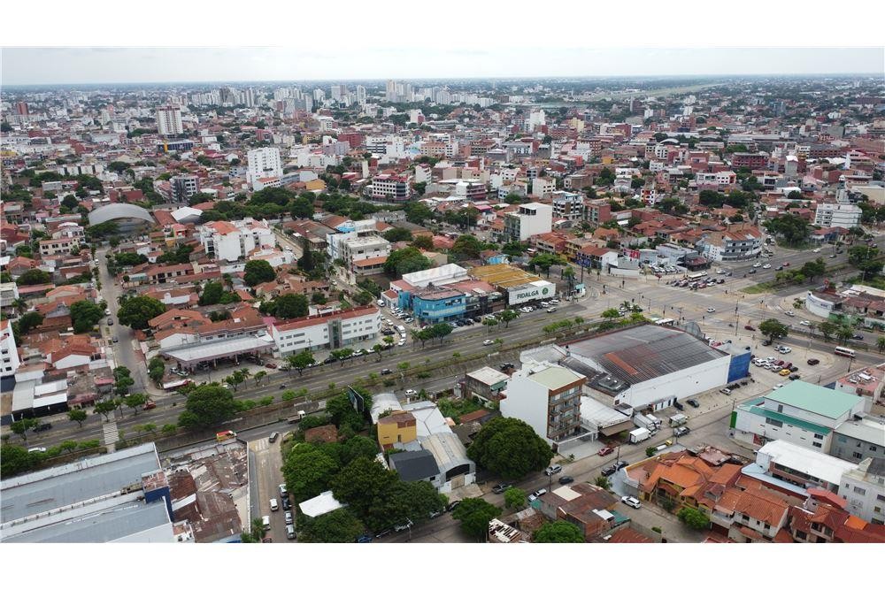 Edificio Avenida 26 de febrero - Segundo anillo a una cuadra Av. Piraí Foto 28