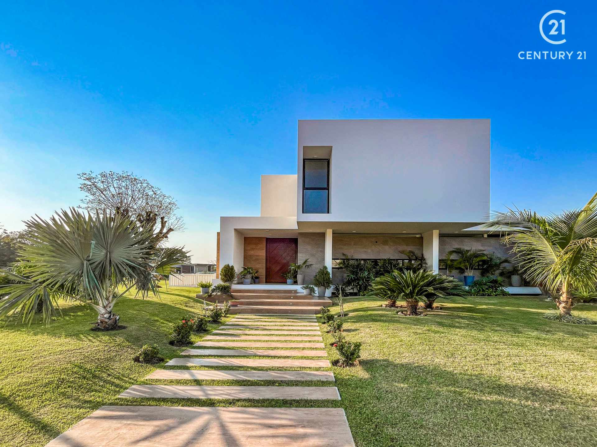 En Venta a $us 720,000 Foto 1