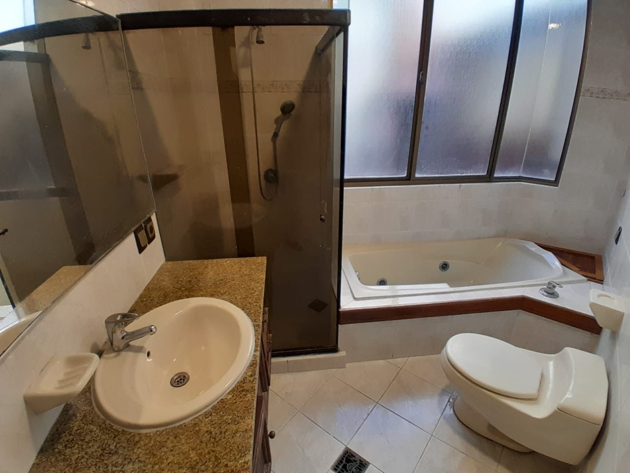 En Alquiler a Bs 3,500 Foto 12