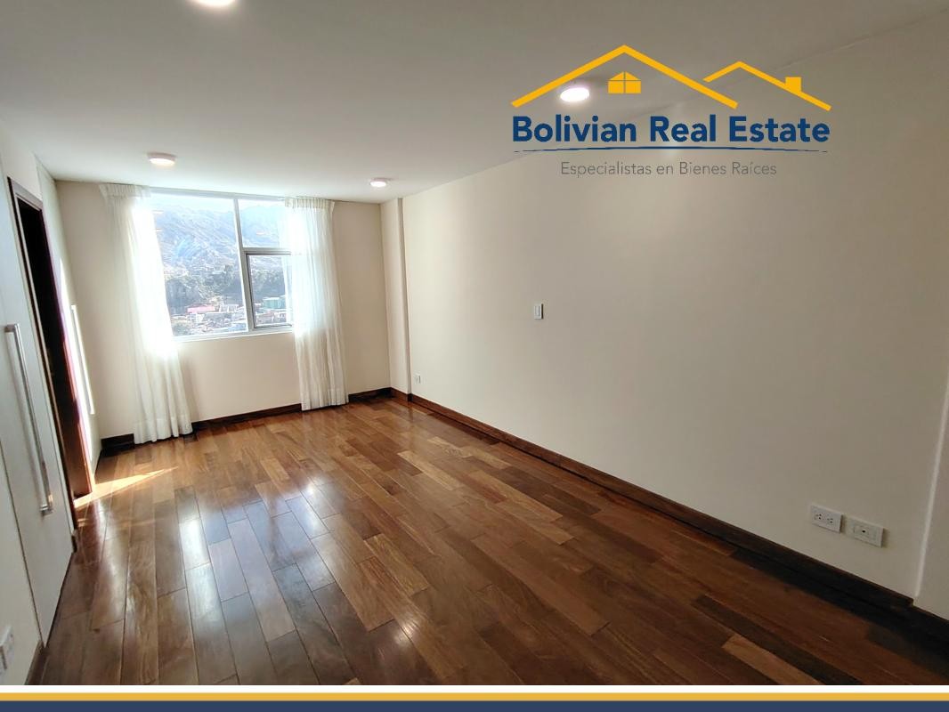 Departamento en AlquilerCALACOTO AV. BALLIVIAN MODERNO Y ELEGANTE DEPARTAMENTO EN ALQUILER  Foto 10