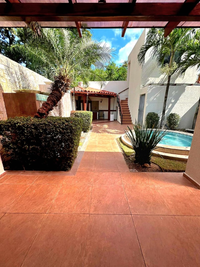 En Alquiler a Bs 8,500 Foto 12