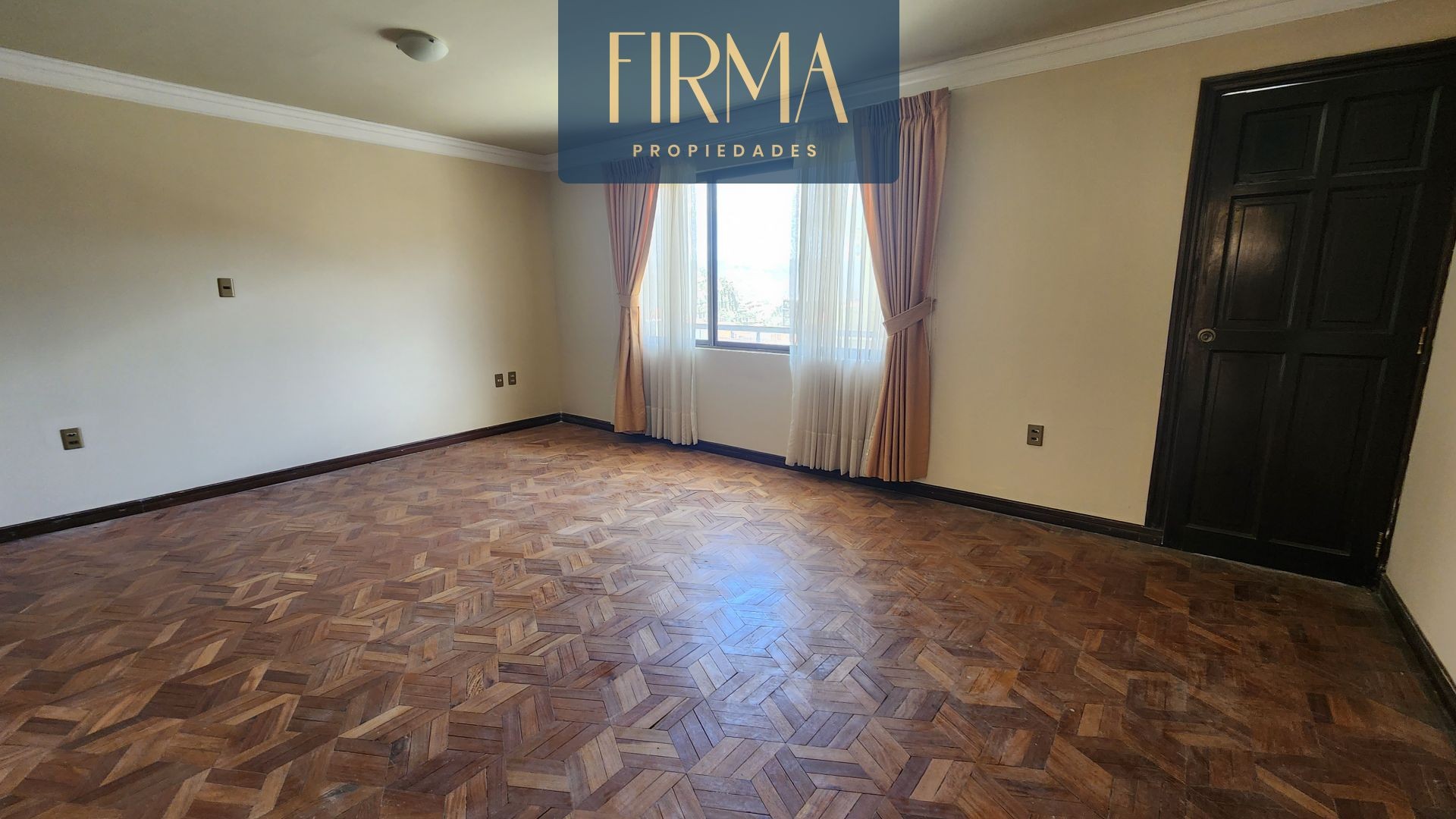 Casa ALQUILA ESTA CASA EN ACHUMANI, CALLE 29 Foto 10