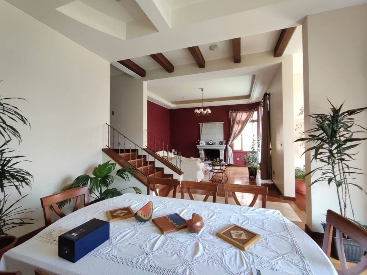 Casa en La Florida en La Paz 5 dormitorios 5 baños 2 parqueos Foto 19