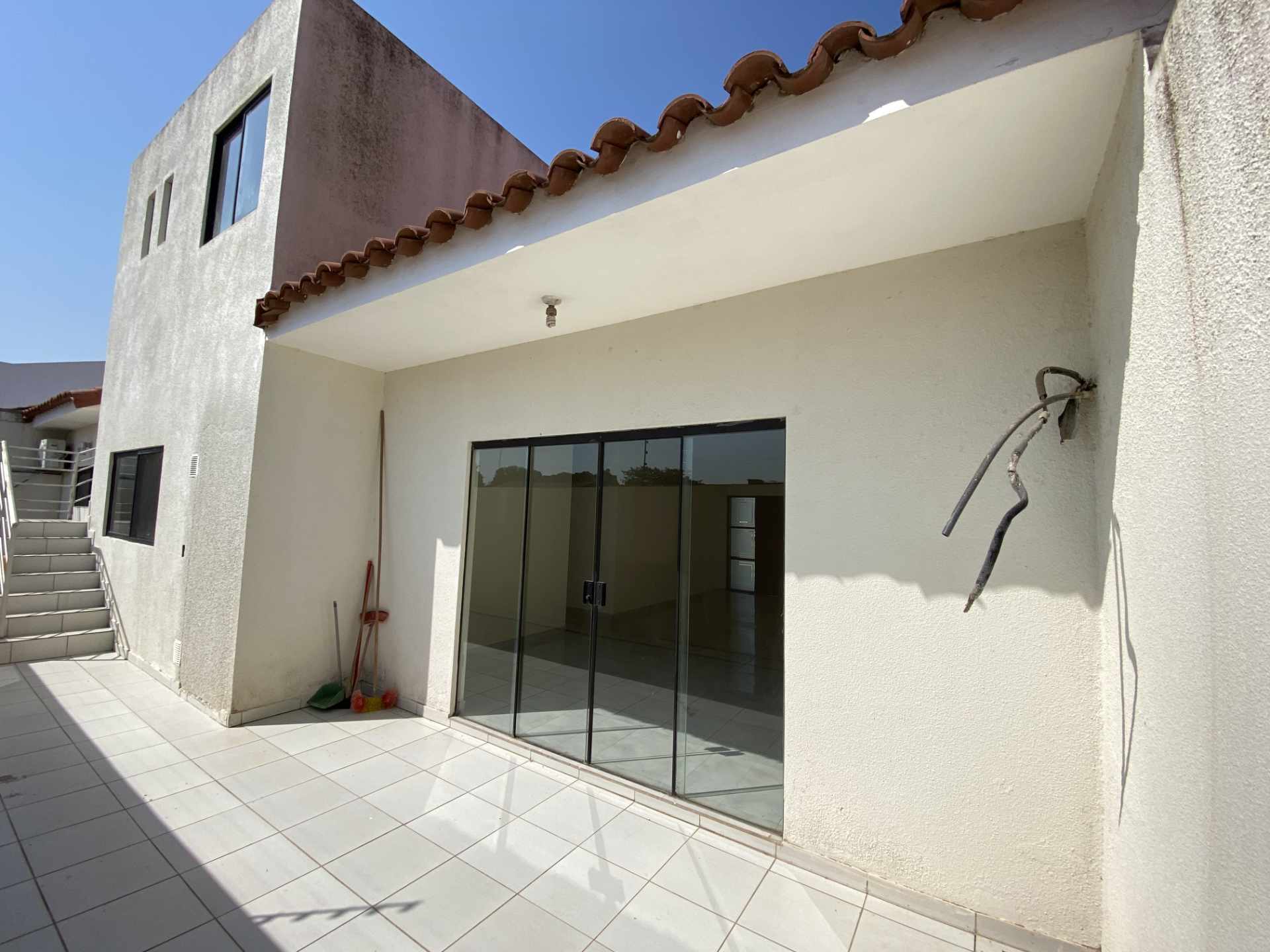 Casa en AlquilerKm 8 1/2 Av Banzer Foto 5