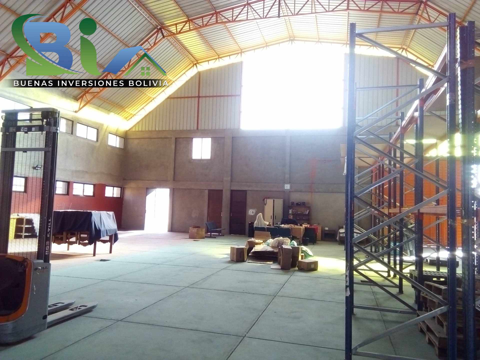Galpón en Venta$us.180.000 LOTE + GALPON PARQUE INDUSTRIAL SANTIVAÑEZ Foto 19