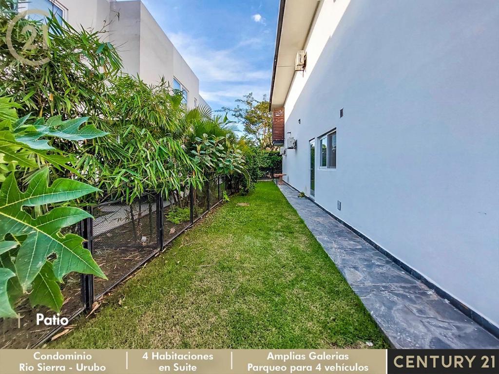 Casa en Urubó en Santa Cruz de la Sierra 4 dormitorios 5 baños 4 parqueos Foto 4