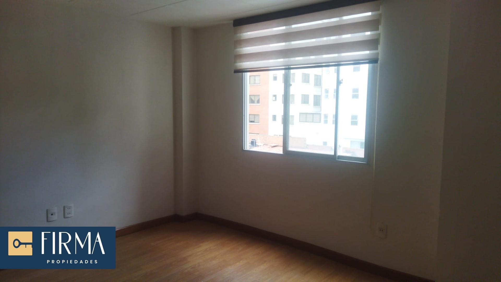 En Alquiler a Bs 4,700 Foto 6