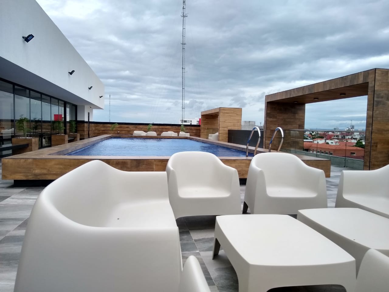 Departamento en AlquilerEquipetrol , edificio Sky plaza Italia ,departamento en Alquiler 2 dormitorios 2 baños 1 parqueos Foto 31