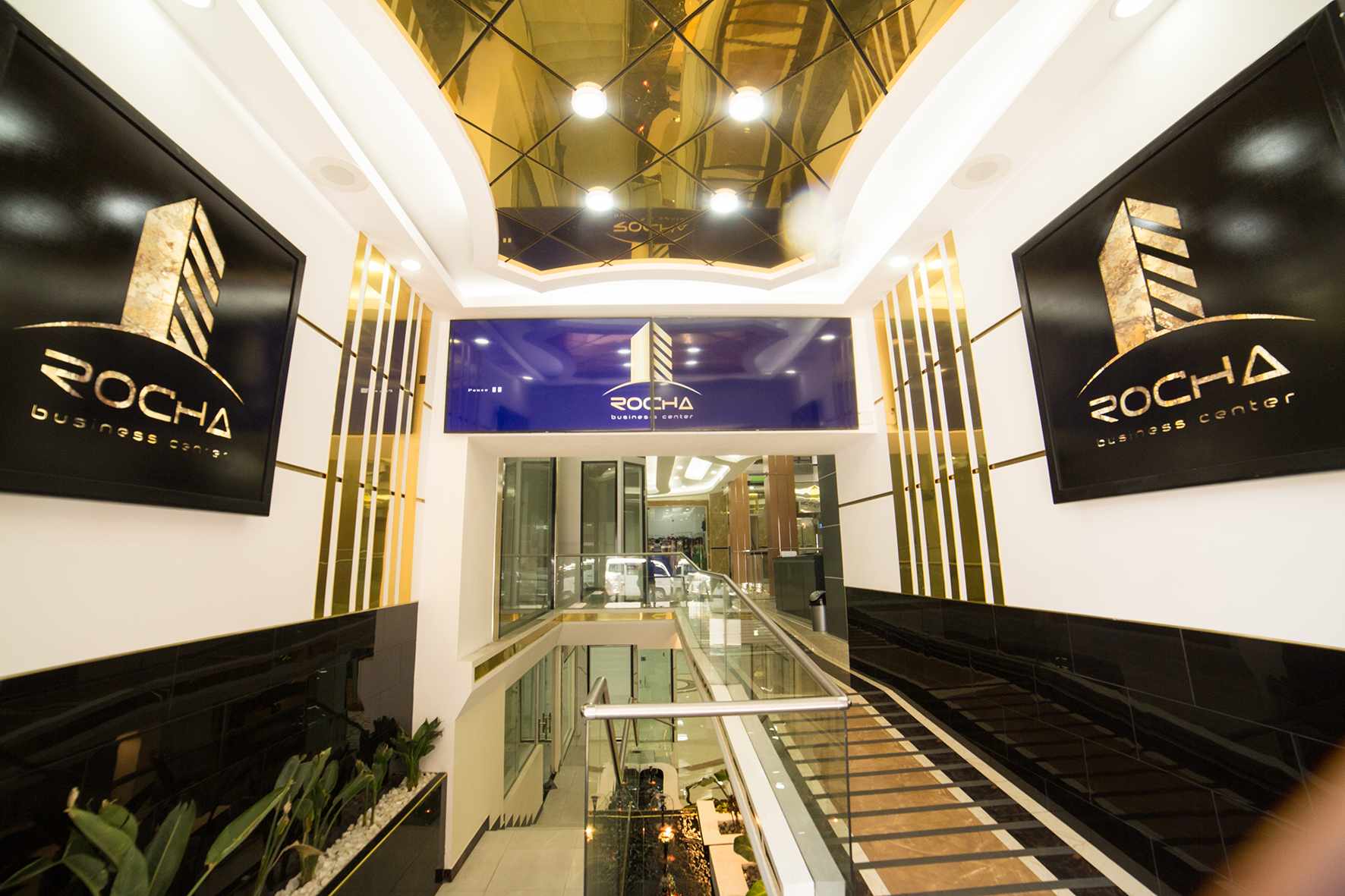 Oficina en AlquilerCalle Jordán entre 25 de Mayo y Esteban Arce Foto 1