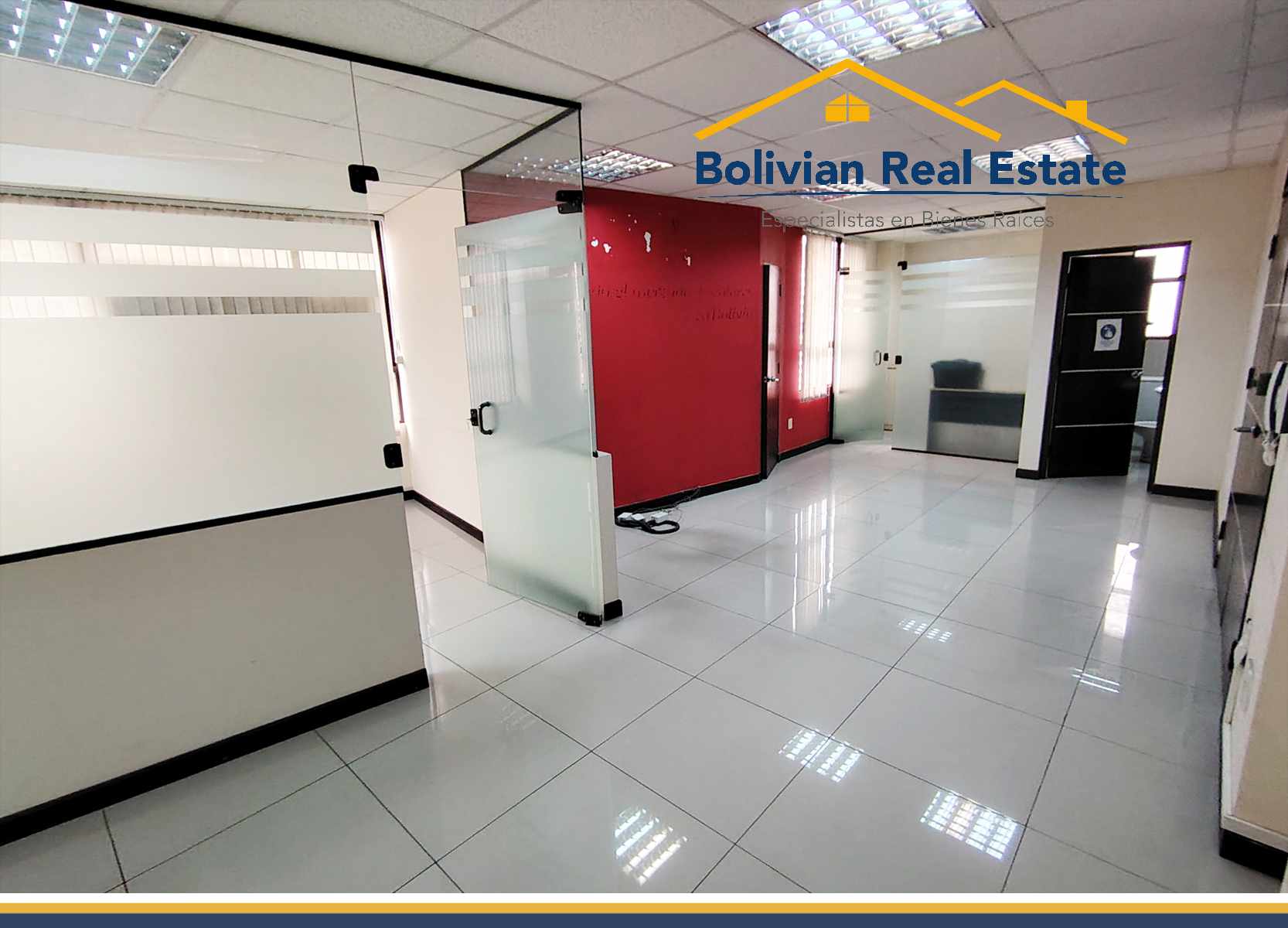 Oficina en AlquilerSOPOCACHI SANCHEZ LIMA CERCA A LA PLAZA AVAROA -OFICINA EN ALQUILER Foto 1