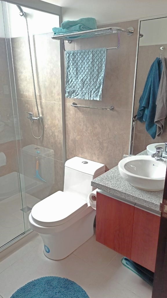 En Alquiler a $us 440 Foto 4