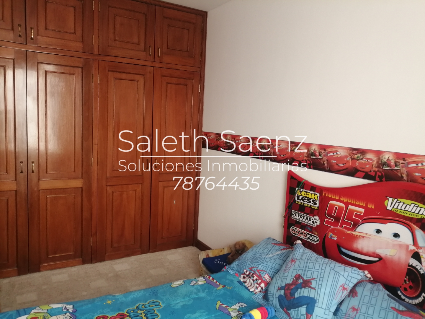 Casa en Cota Cota en La Paz 4 dormitorios 5 baños 2 parqueos Foto 11
