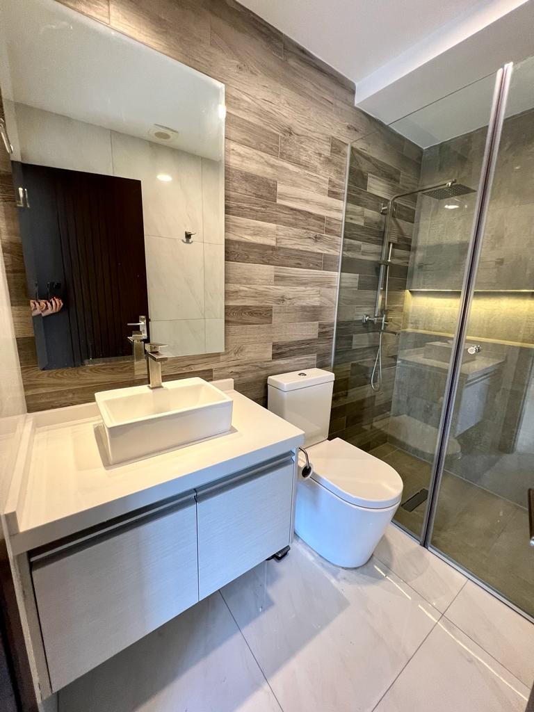 Departamento Edif. Zenit, Av. San Martín y Av. Noel Kempff Mercado Foto 3