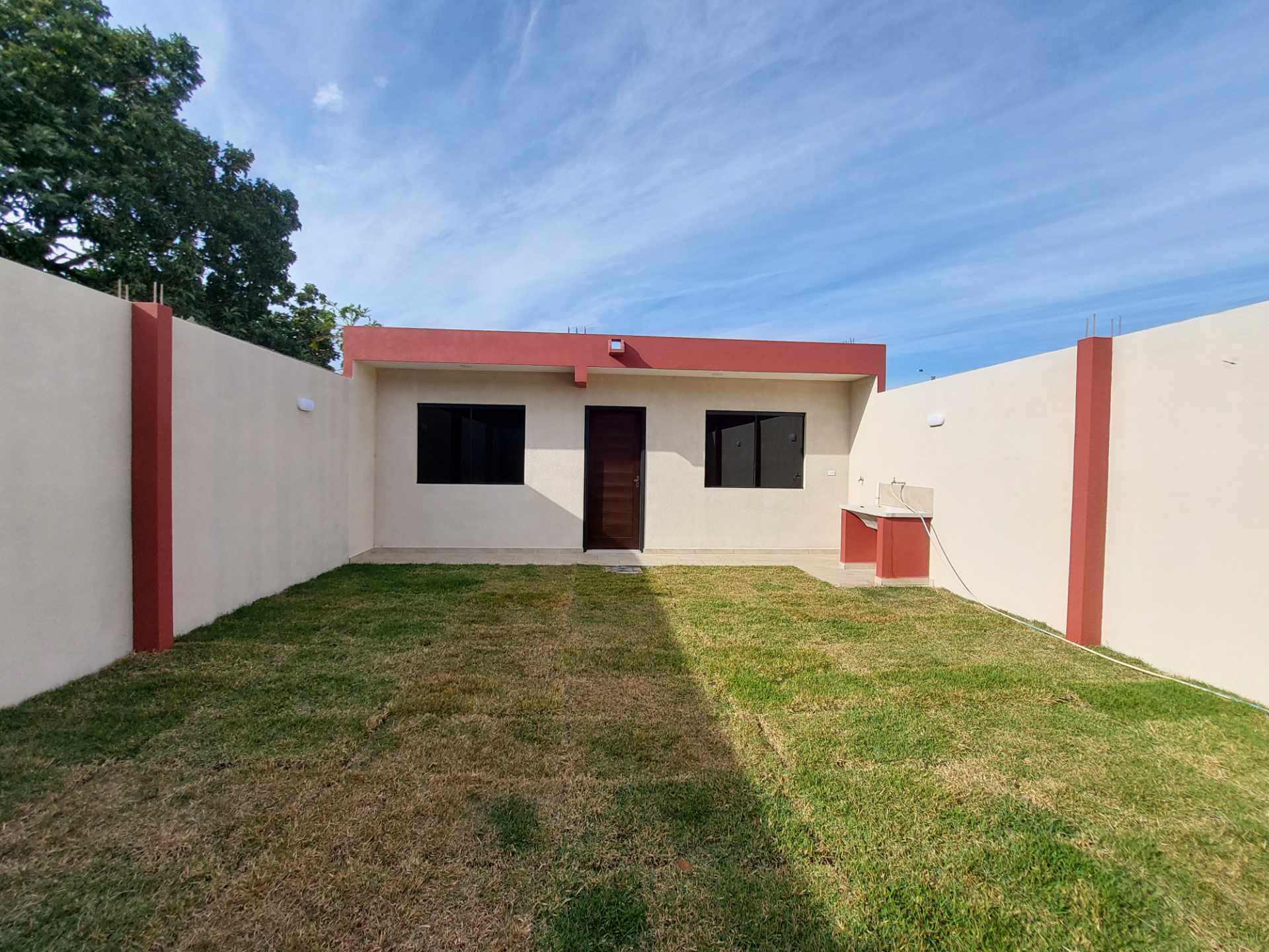 Casa en VentaCASA A ESTRENAR DE 3 DORMITORIOS – ZONA SUR, BARRIO 4 DE OCTUBRE Foto 13