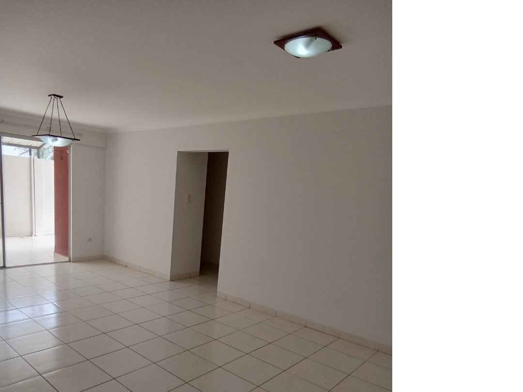 Departamento en VentaAv. Beni entre 4 y 5 anillo Condominio Valeria 1 Foto 29