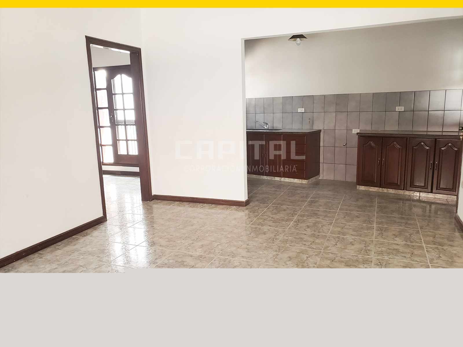 En Alquiler a $us 2,400 Foto 7
