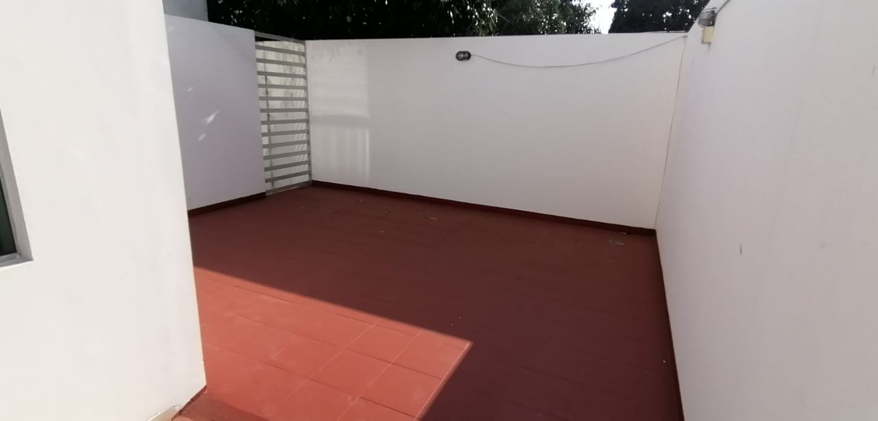 Departamento en AlquilerAvenida Velarde esquina Ana Barba Foto 3