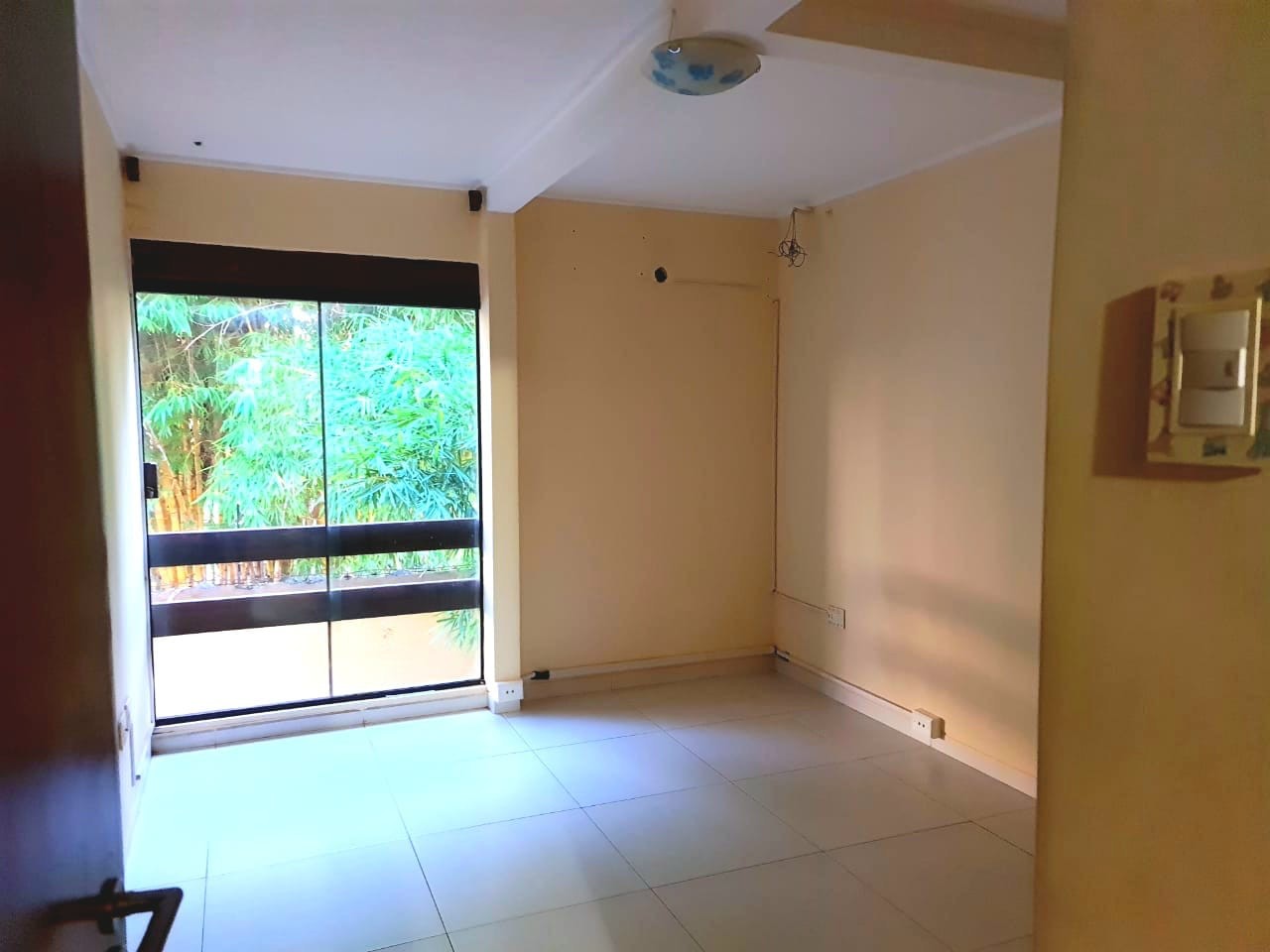 En Alquiler a $us 1,700 Foto 9